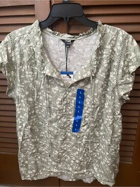 Buffalo David Bitton Green Floral Ruffle-Smock Women's Top（ size: L) NWT